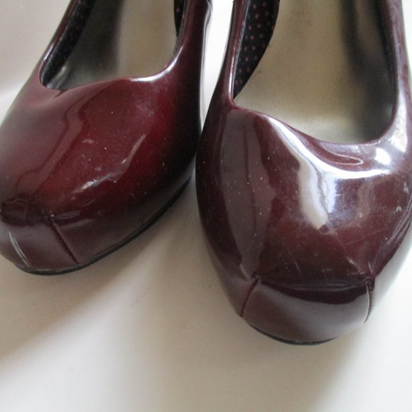 *Madden Girl Burgundy Patent Getta Squared Boxed Toe Pumps - Picture 4 of 9